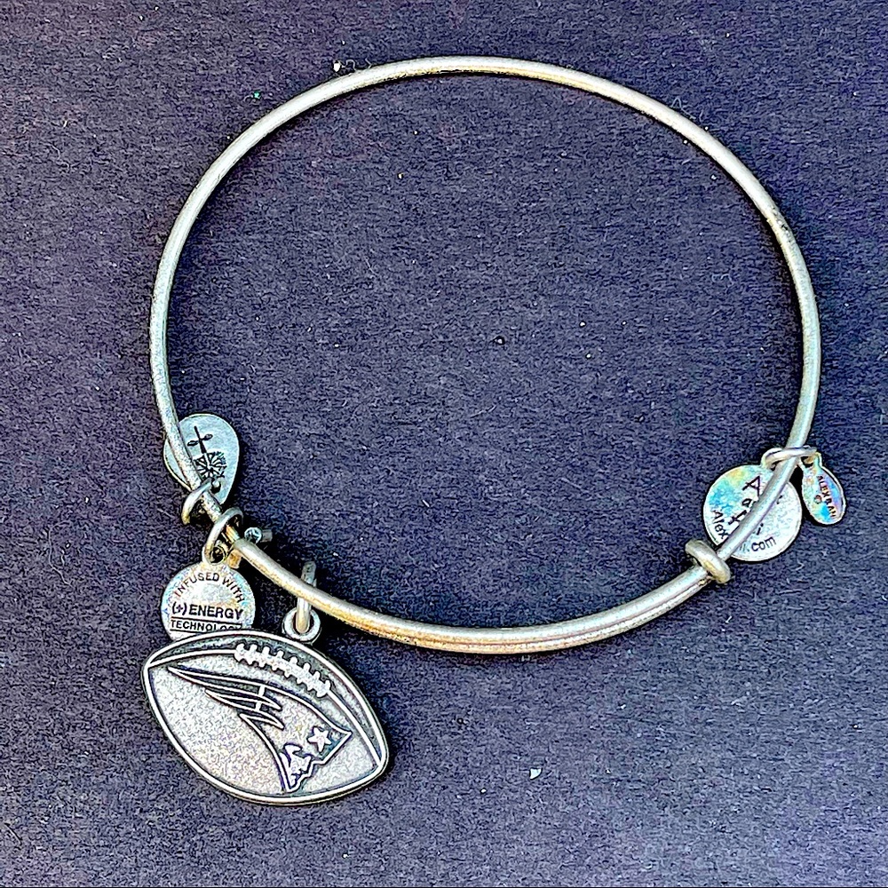 🏈 Alex and Ani New England Patriots Bracelet 🏈